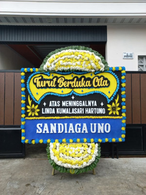 Papan Bunga Duka di Mapenduma